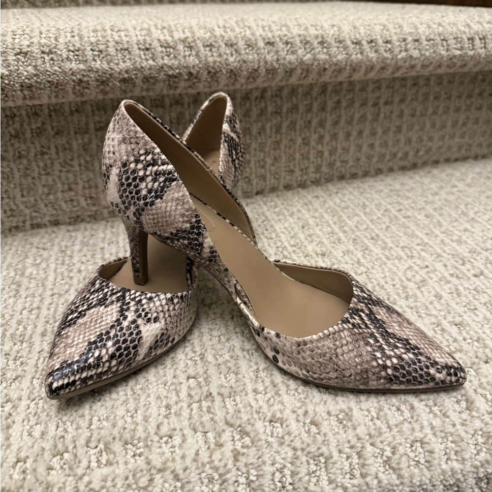 Bandolino Gingere Reptile Snakeskin D'Orsay Heels size 8